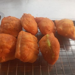 ซาลาเปายัดไส้นม-สังขยา