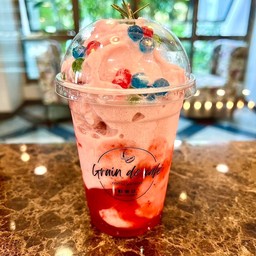 สตอเบอรี่สมูตตี้