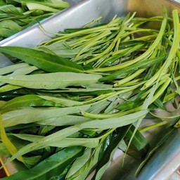 ผักบุ้ง 50 กรัม