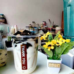 เฉาก๋วยนมสด