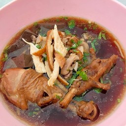 ก๋วยเตี๋ยวไก่ฉีก