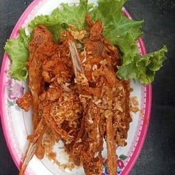 ร้านนิยมลาบยโส สาขาปากเกร็ด