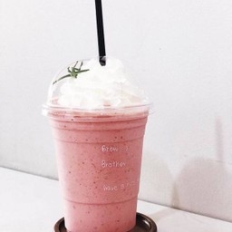 STRAWBERRY SMOOTHIE  💖