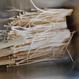 เห็ดเข็มทอง 50 กรัม