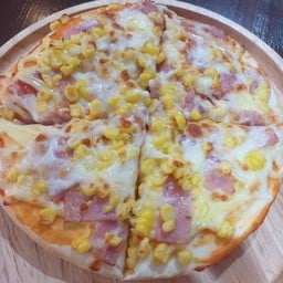 พิซซ่า ข้าวโพดเบอน