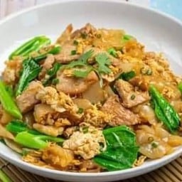 ผัดซีอิ๊วหมู