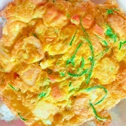 wawaยำแซ่บ ข้าวไข่เจียว(อาหารตามสั่ง อาหารอีสาน) 1