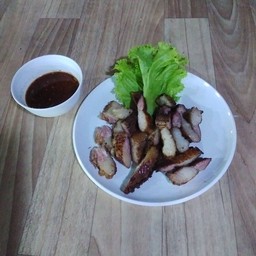 เนื้อย่างติดมัน