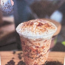 Cupid Shake Cafe หน้าโรงเรียนสิริรัตนาธร