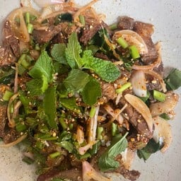 น้ำตกเนื้อ