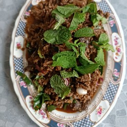 ลาบเนื้อสุก