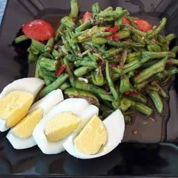 สถานีปลาจุ่ม โชคชัย