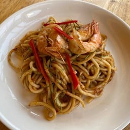 สปาเก็ตตี้ผัดพริกแหังสมุนไพร