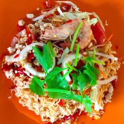 ยำมาม่า รวมมิตร