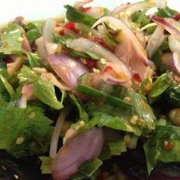 ยำไข่เยี่ยวม้า