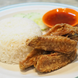 DL ข้าวปีกไก่ทอดน้ำปลา  *กลับบ้าน 