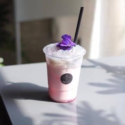 นมมะลิแมงลัก