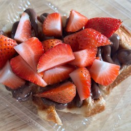 คอฟเฟิลนูเทลล่าสตอเบอรี่สด