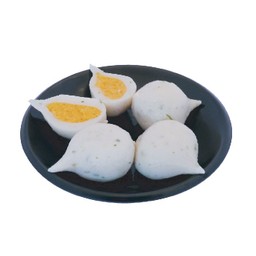 ลูกชิ้นใส้ไข่ปลามาซาโกะ