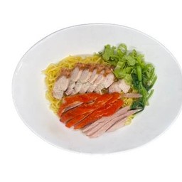 ก๋วยเตี๋ยวเป็ดย่าง+หมูกรอบ