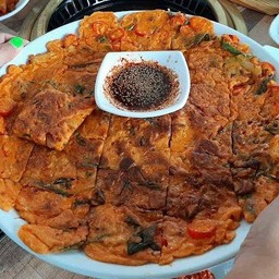 พิซซ่ากิมจิเกาหลี (김치전)