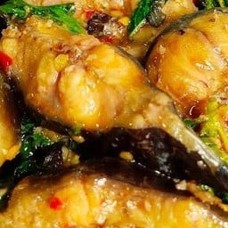 ผัดเผ็ดปลาดุก