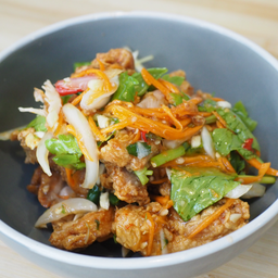 DL ยำไก่แซ่บ  *กลับบ้าน