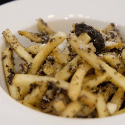 TRUFFLE FRENCH FRIES
