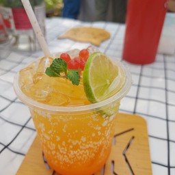 ส้มนาวดา(น้ำส้มมะนาวโซดา)