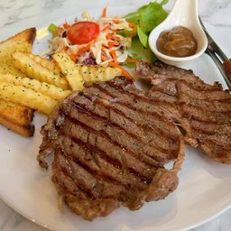 สเต๊กเนื้อโคขุน สันนอก