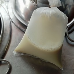 น้ำเต้าหู้นมสด