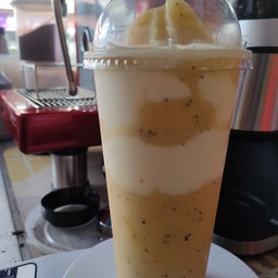เสาวรสโยเกิร์ต Passion fruit Yogurt Smoothie