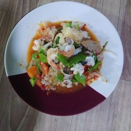 ยำวุ้นเส้น