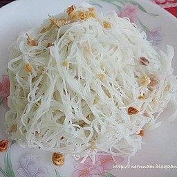 เส้นหมี่ลวก