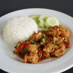 DL ข้าวกะเพราไก่กรอบ *กลับบ้าน