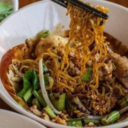 เตี๋ยวเรือยุดยา สาขา100 โรจนะ-อุทัย สาขา100