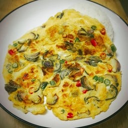 ข้าวไข่เจียวหมูสับ ทรงเครื่อง ไข่2ฟอง