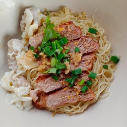 บะหมี่เกี๊ยวหมูย่างเตาถ่าน(ธรรมดา)