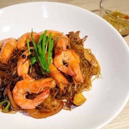 กุ้งอบวุ้นเส้น
