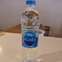 น้ำดื่มคริสตัล 600 ML
