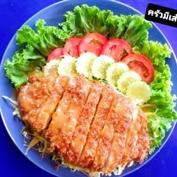 ร้านครัวมีเส้น-มีหลากหลายเมนู