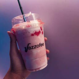 Strawberry yogurt smoothie