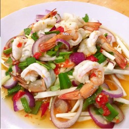 ยำกุ้งลวก (สุก)