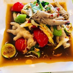 ตีนตกครก.