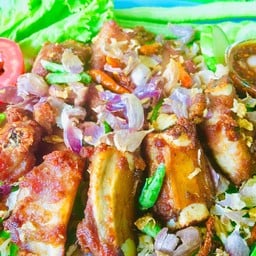 ครัวนิดาทอดระเบิด