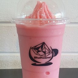 สตอเบอรี่สมูทตี้