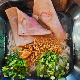 สาม ฟ. ก๋วยจั๊บโบราณ