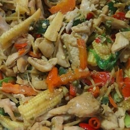 ร้านข้าวแกงป้าเยาว์ บางนอน