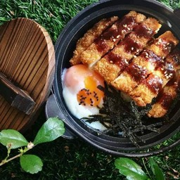 ข้าวหมูทอดทงคัตสึไข่ออนเซ็น