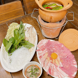 ชุดจิ้มจุ่มหมู